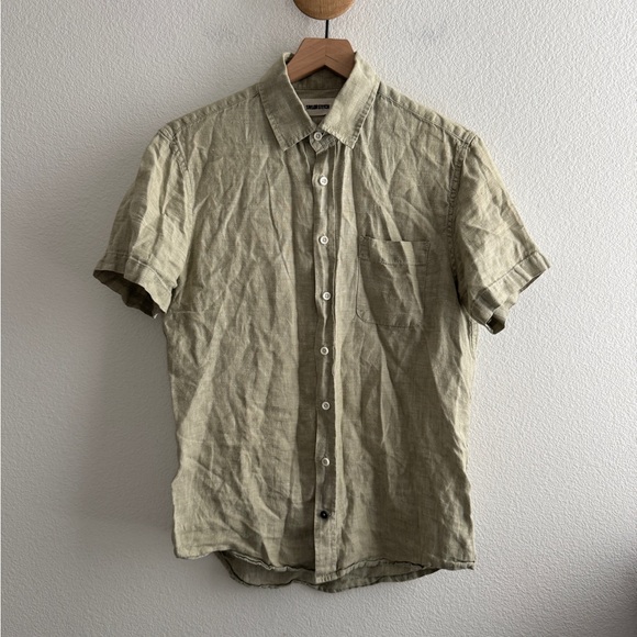 Taylor Stitch Hemp Short Sleeve Button Down Shirt - Picture 1 of 8